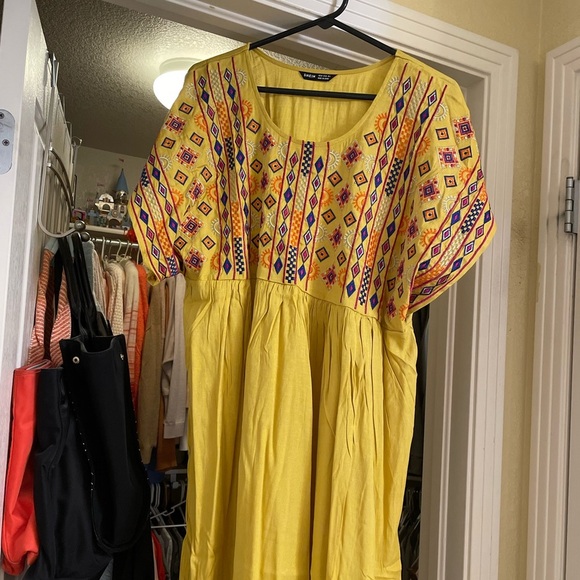 Bohemian Mulvari Embroidery Yoke Maxi Dress Women’s Medium Yellow Gold New Boho - Picture 5 of 6